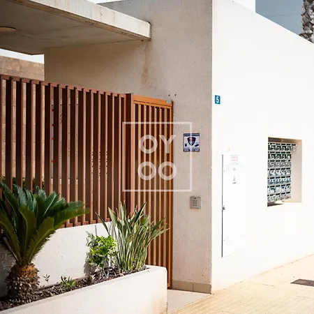 Perla Azul Groundfloor Retreat - Walk To - By Oyoostays Apartamento Oriola (Orihuela)