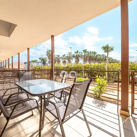 Perla Azul Groundfloor Retreat - Walk To - By Oyoostays *